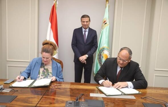 وزير الزراعة يشهد توقيع مذكرة تفاهم بين “البحوث الزراعية” وتحالف التنوع البيولوجي الدولي لتعزيز الابتكار