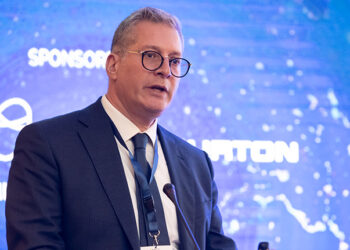 وزير البترول يؤكد الالتزام بزيادة الإنتاج وتعزيز الشراكات وجذب الاستثمارات