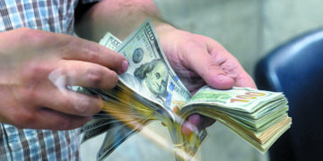 أسعار الدولار في مصر اليوم الأحد