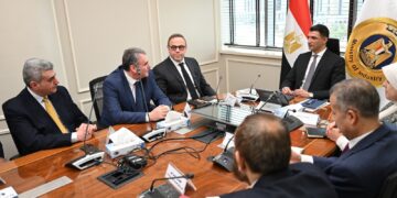 وزير الصناعة يبحث مع شركة دراسكيم للكيماويات المتخصصة مشروع إنشاء أول مصنع لإنتاج سيانيد الصوديوم في مصر