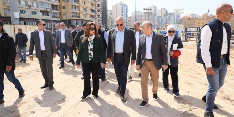 وزيرة التنمية ومحافظ الإسكندرية يتفقدان مشروع تطوير بئر مسعود وتوسعة الكورنيش