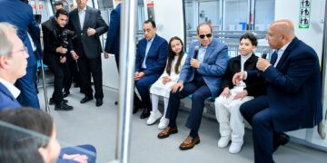 الرئيس السيسي يفتتح مونوريل شرق النيل ومنطقة النهر الأخضر بالعاصمة الجديدة