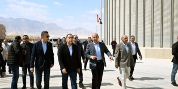 رئيس الوزراء يتفقد صومعة عتاقة بالسويس للاطمئنان على كفاءة منظومة تخزين القمح وتعزيز المخزون الاستراتيجي من السلع الأساسية
