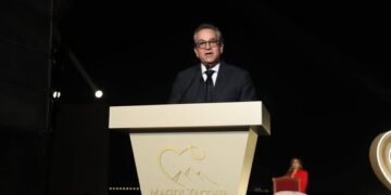 وزير الصحة يشيد بدور مؤسسة مجدي يعقوب الرائدة في إنقاذ القلوب وتعزيز الشراكة مع المجتمع المدني