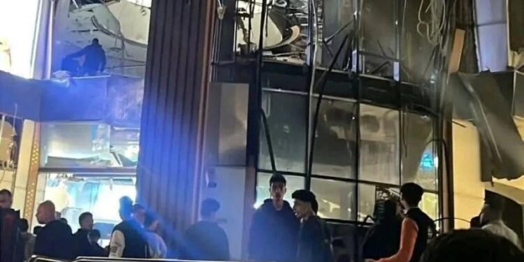 الصحة: وفاة 3 وإصابة 32 اثر حريق بمركز تجاري بدمياط الجديدة