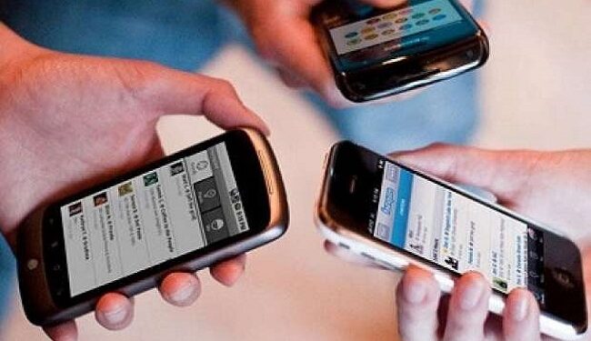 العيدية «أونلاين».. أسهل طريقة لإرسال الأموال للأهل والأصدقاء عبر تطبيقات البنوك