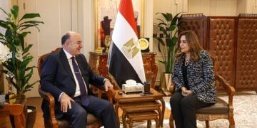 وزيرة التنمية ومستشار رئيس الجمهورية يتابعان مع المحافظين الموقف التنفيذي لعدد من الملفات