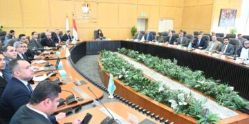 وزيرة الإسكان تعقد اجتماعًا موسعًا لمتابعة الموقف التنفيذي لمشروعات الإسكان التي تنفذها مختلف جهات الوزارة