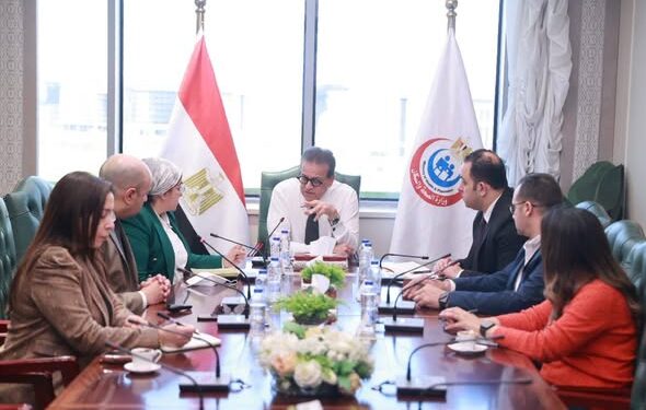 وزير الصحة يتابع تطوير مستشفى الهلال التخصصي وعدد من مستشفيات أمانة المراكز الطبية