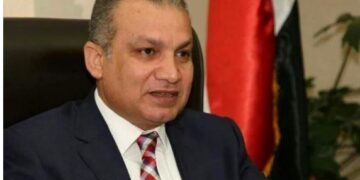 وزيرة الإسكان تُصدر قرارًا بتكليف المهندس خالد صديق مشرفًا على مكتب الوزير