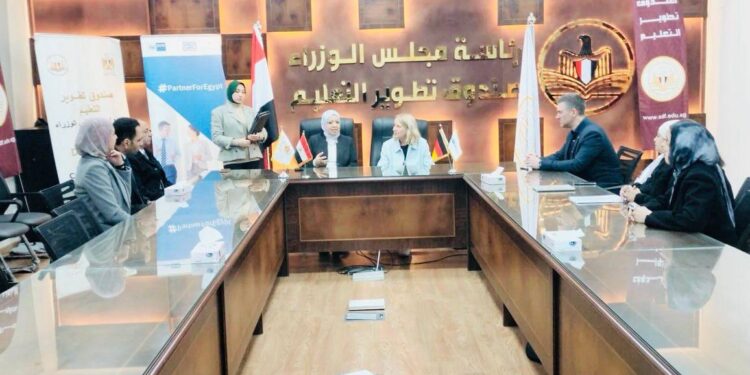 «تطوير التعليم بالوزراء» يوقع بروتوكول تعاون لتأهيل الشباب المصري للعمل بالسوق الألماني