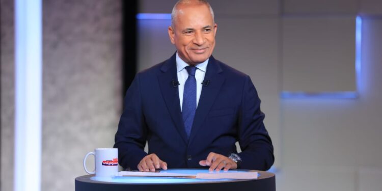 بشرى للمواطنين.. أحمد موسى: زيادة المرتبات والأجور خلال 48 ساعة