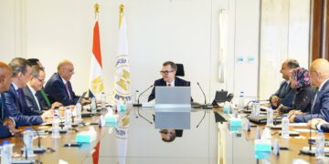 تعزيز ريادة الأعمال: وزير التخطيط وجهاز تنمية المشروعات يضعان خطة لدعم الاقتصاد الوطني