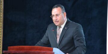 وزير التعليم العالي: تطوير المستشفيات الجامعية والارتقاء بجودة الرعاية في قائمة أولويات الوزارة