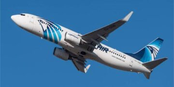 مصر للطيران تعلن تشغيل رحلات إضافية إلى دبي والدمام بدءًا من اليوم