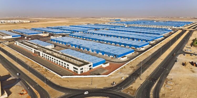 1272 قطعة.. تفاصيل الطرح الثالث عشر للأراضي الصناعية المرفقة عبر منصة مصر الصناعية الرقمية