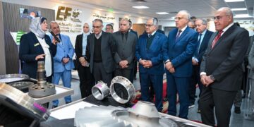 رئيس الهيئة العربية للتصنيع ووزير الموارد المائية والري يتفقدان مركز التصنيع الرقمي بمصنع المحركات التابع للهيئة العربية للتصنيع