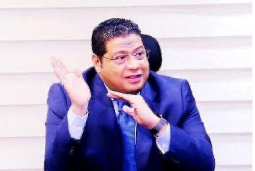 داكر عبد اللاه: يطالب بمد مهلة تنفيذ مشروعات المقاولات من ٦ إلى ٩ شهور للحماية من مقصلة الحرب الدائرة