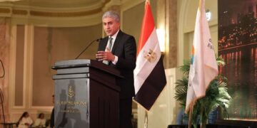 وزير السياحة والآثار يُشارك في السحور السنوي للاتحاد المصري للغرف السياحية