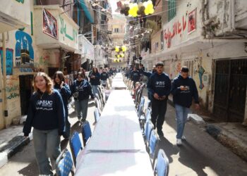 طلاب بجامعة بدر يشاركون في فاعليات مائدة الإفطار السنوى بالمطرية