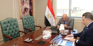 وزير الكهرباء يجتمع برئيس هيئة المحطات النووية للوقوف على تطورات تنفيذ مشروع المحطة النووية