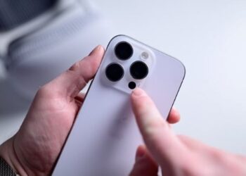 آيفون يقترب من 200 ميجابكسل.. مفاجأة من آبل تهز عرش أندرويد