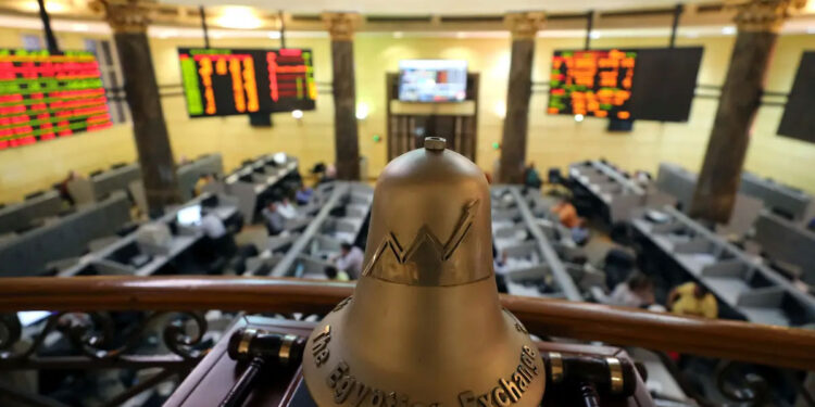 صعود البورصة بمستهل التعاملات.. ونمو أرباح بالم هيلز وإي إف جي