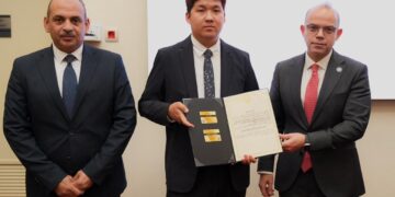 وزير الاستثمار والتجارة الخارجية يُسلم رخص ذهبية لـ 8 مشروعات مصرية وأجنبية وعربية