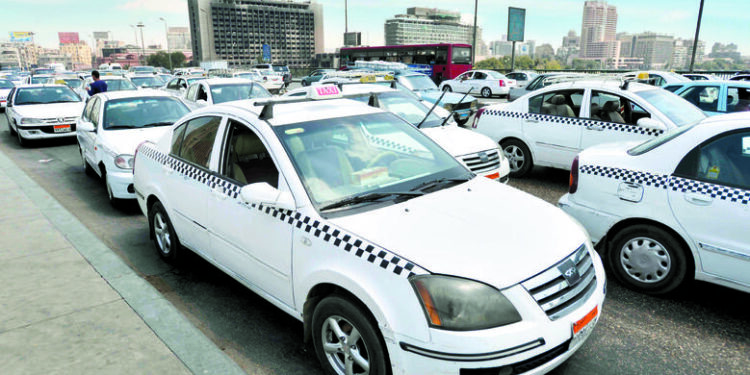 تعريفة ركوب التاكسى الجديدة فى القاهرة بعد تحريك أسعار الوقود