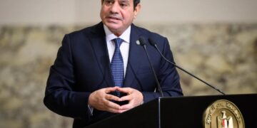 الرئيس السيسى يطّلع على المخطط العام لتطوير ميناء دمياط والمشروعات الجاري تنفيذها