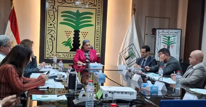 “القومي للطفولة والأمومة” يعقد اجتماعه الدوري.. ويستعرض جهوده لحماية الأطفال وتعزيز تمكين الفتيات
