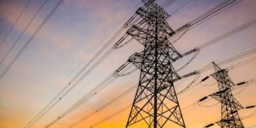 وزير الكهرباء: استمرار العمل على تحسين جودة التغذية الكهربائية والحفاظ على استدامة التيار الكهربائي