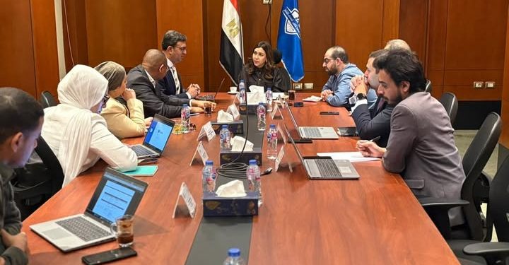 الهيئة العامة للتأمين الصحي الشامل تستقبل وفدًا رفيع المستوى من البنك الدولي لتعزيز الشراكة الاستراتيجية