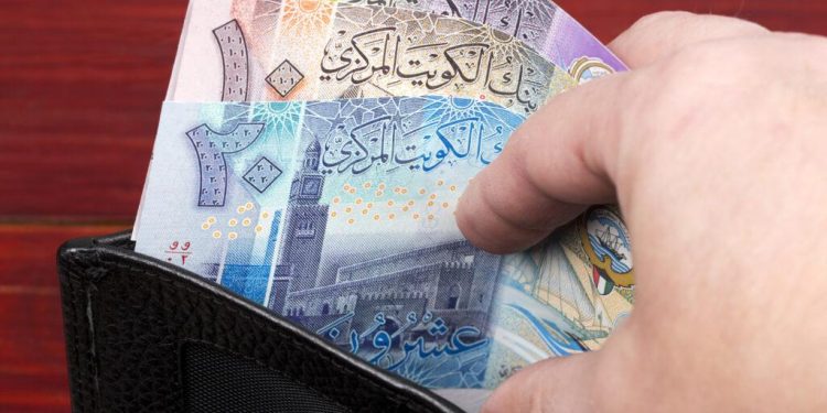 سعر الدينار الكويتي اليوم الثلاثاء في مصر