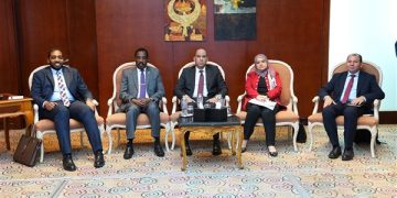 وزير العمل لنظيره السوداني: مصر لن تبخل بالدعم الفني والتدريب المهني والمساهمة في “الإعمار”