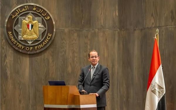 وزير المالية يكشف تفاصيل الموازنة الجديدة بعد قليل في مؤتمر رسمي