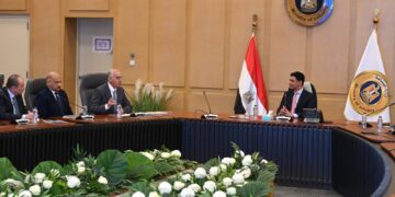 وزير الصناعة: الدولة تولي اهتماماً بالغاً بصناعة الرخام والجرانيت لزيادة صادراتها إلى مليار دولار