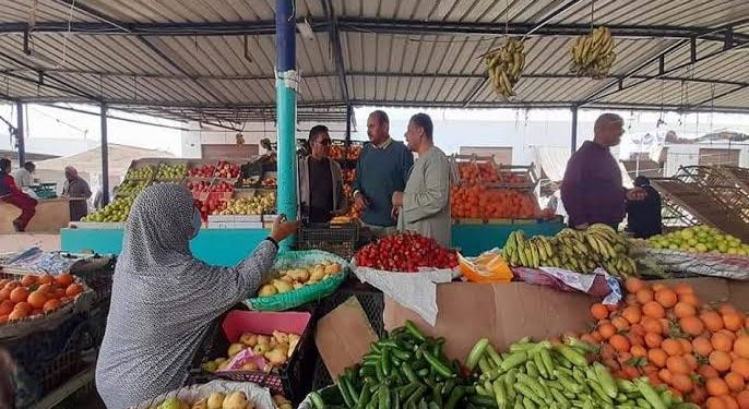 سعر الخضار والفاكهة اليوم الجمعة في الأسواق