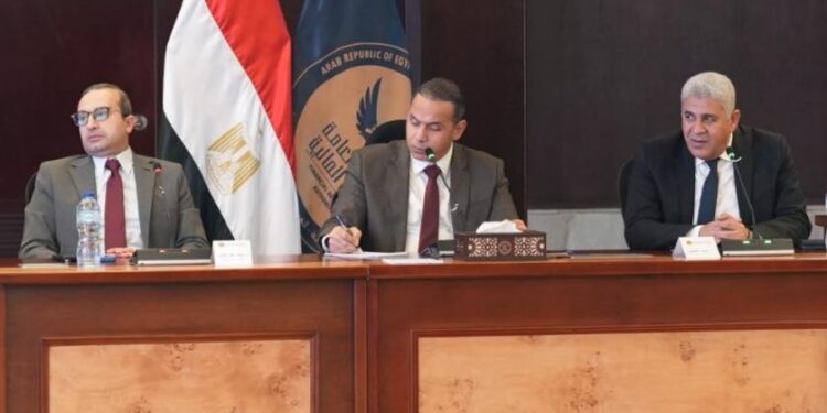 رئيس الرقابة المالية يبحث مع شركات التمويل العقاري تطوير النشاط وزيادة كفاءته