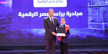 وزير الاتصالات يشهد فعاليات حفل تخريج دفعات جديدة من مبادرات «أجيال مصر الرقمية» لعام 2025