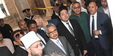 وزير الأوقاف ومحافظ بني سويف يتفقدان أعمال تطوير مسجد وضريح السيدة حورية ببني سويف