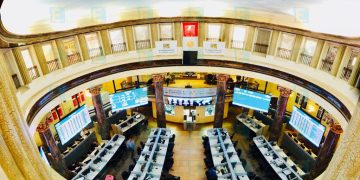 هبوط المؤشر الرئيسي للبورصة المصرية 1.25% بضغط الأسهم القيادية