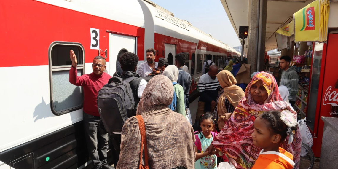 السكة الحديد تسير قطارا خاصا لنقل الأسر السودانية ضمن العودة الطوعية