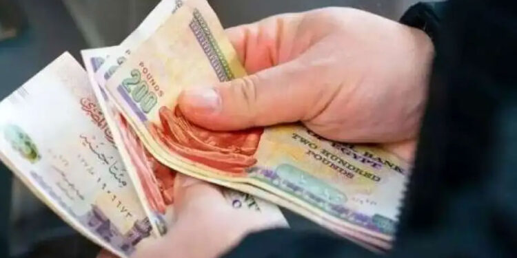 عاجل.. زيادة الحد الأدنى للأجور 1000 جنيه ليكون 8000 جنيه